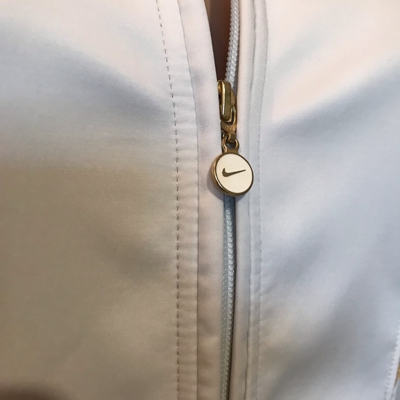 Nike Coat Size M (6-10) Creme with Gold Accent Trim.  Excellent Condition. - Picture 3 of 4